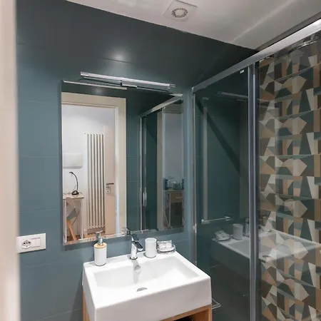 Amadema Готель типу 